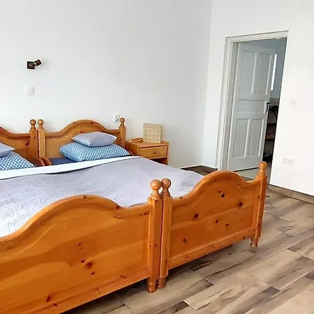 Odu Vendeghaz Διαμέρισμα