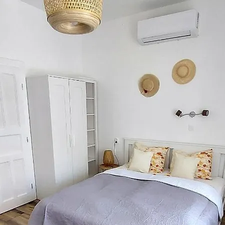 Apartament Odu Vendeghaz