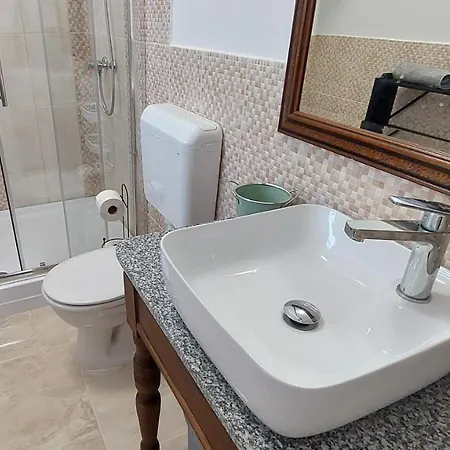 Odu Vendeghaz * Badacsonytördemic