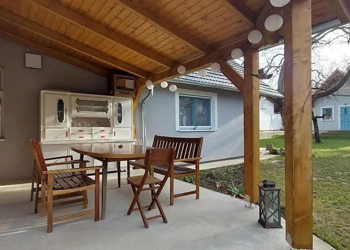 Apartament Odu Vendeghaz *
